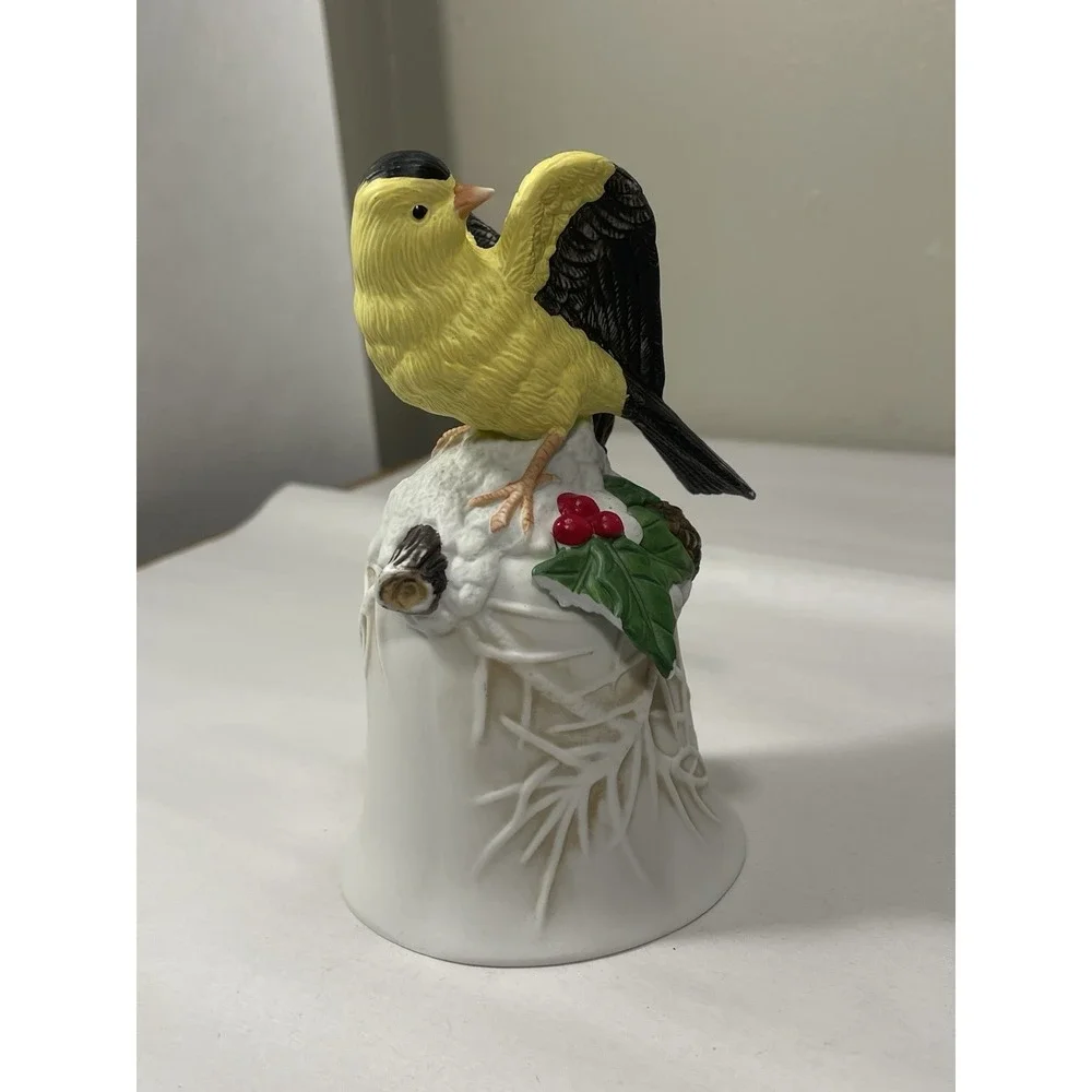 Bird by Juicy Couture small brown